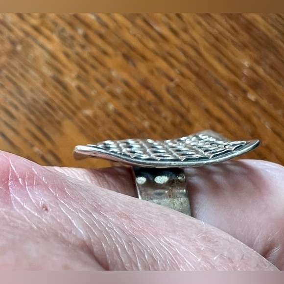 Vintage Silver Mid-Mod Ring, Size 6 - Picture 6 of 7